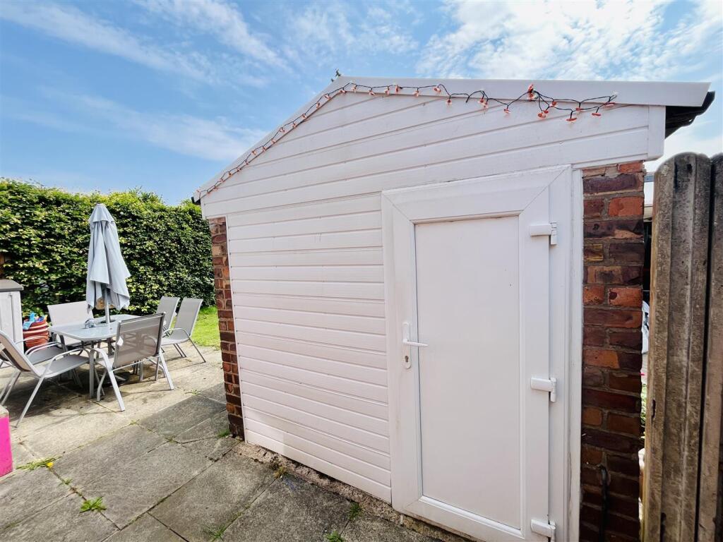 Storage and Garden Store