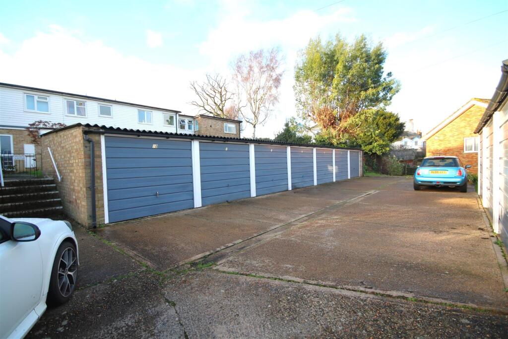 Garages.JPG