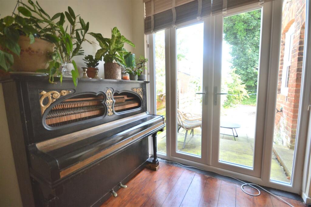 Shared Dining Room