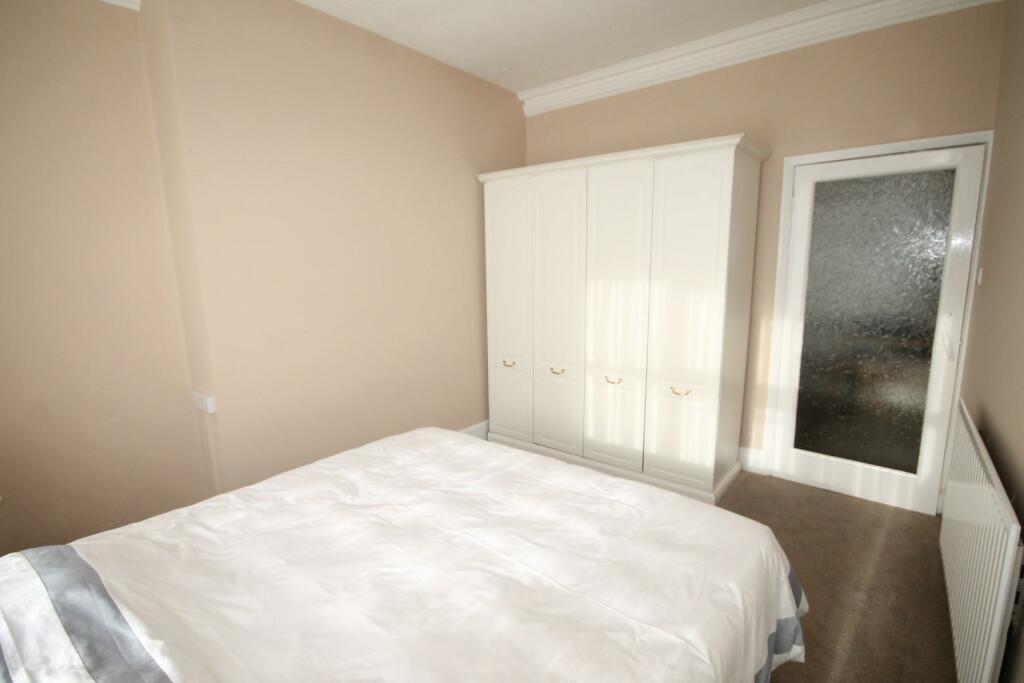 IMG_1527 Bedroom 2.jpeg