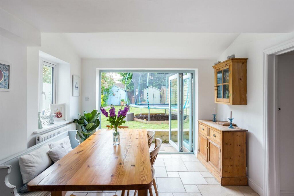 70978_Pea-Pod-Cottage-6-School-Road-Alderton-Tewke