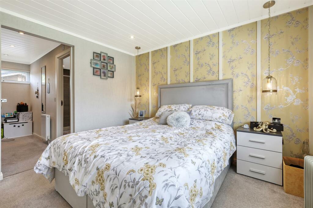 IMG_7262_6 copy 2.jpg