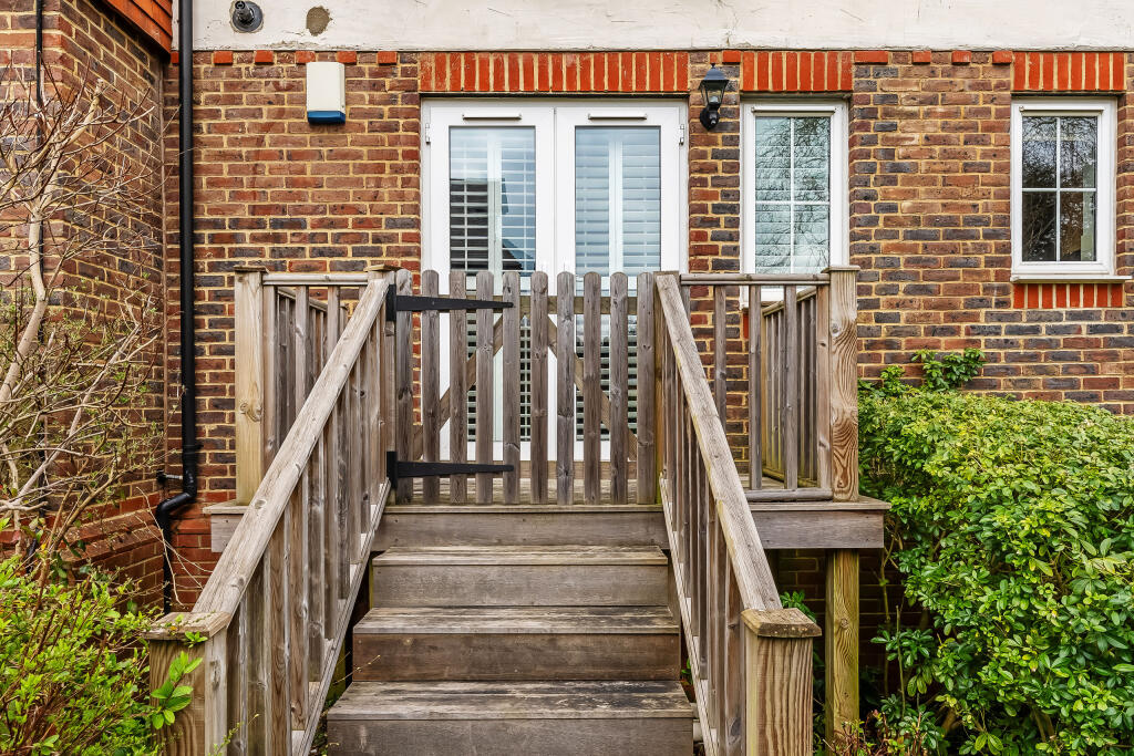 Flat-2-Lynton-House-22