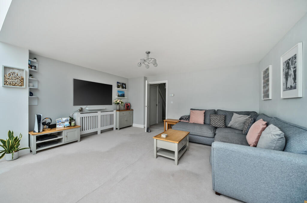 10-681c968ecf256-...