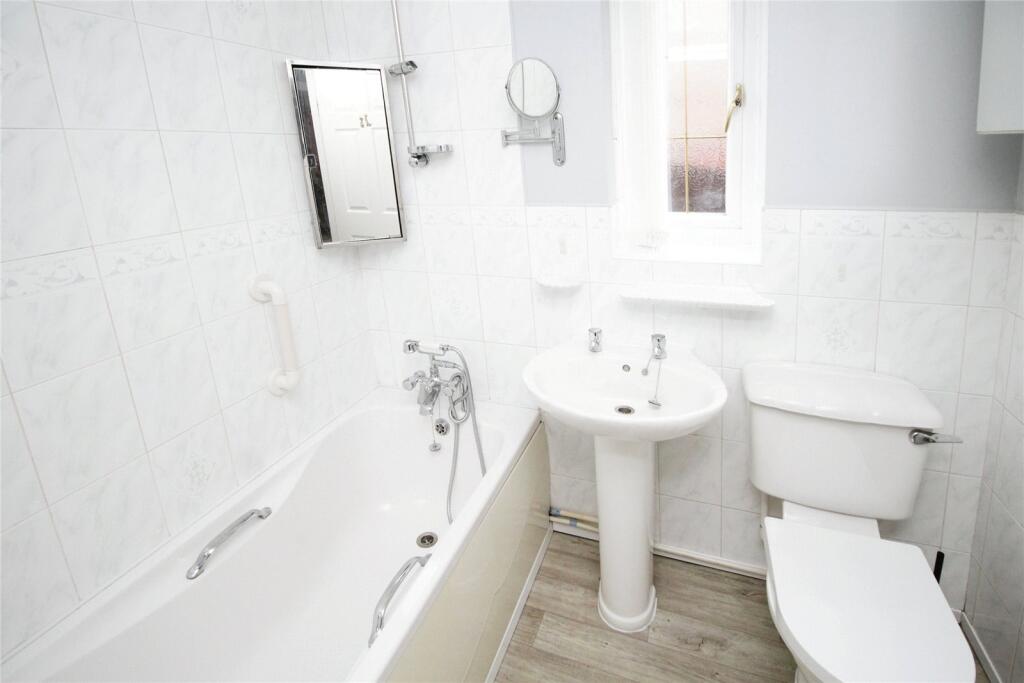 Bathroom/Wc