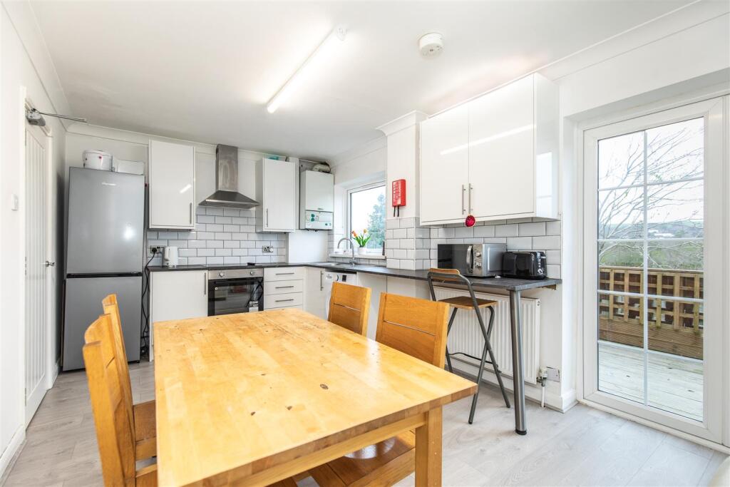 Dining / Kitchen