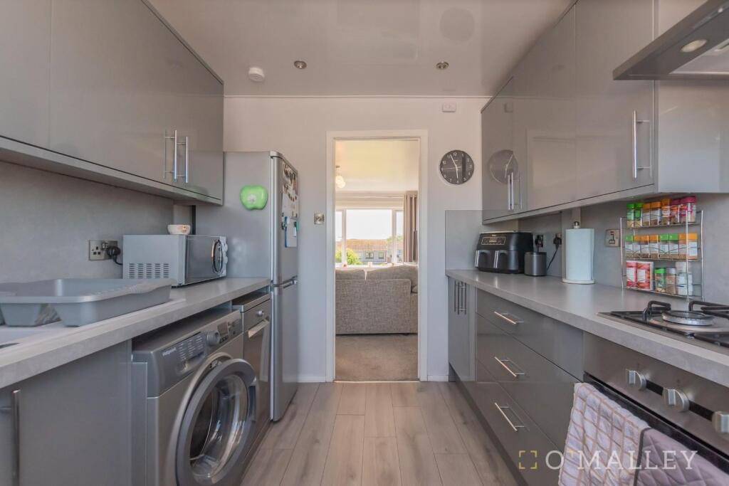Kitchen 4