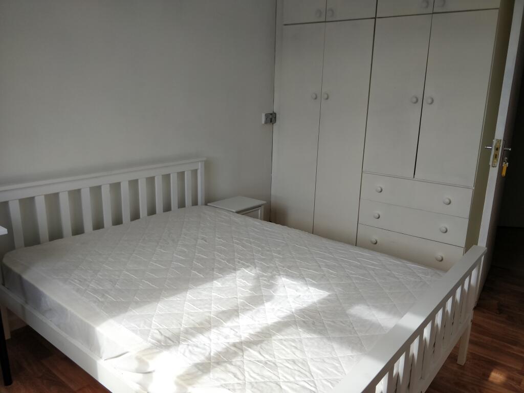 Bedroom 1 (1).jpg