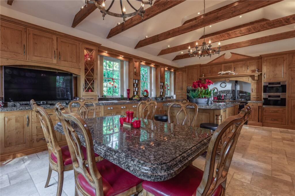 Kitchen/Breakfast