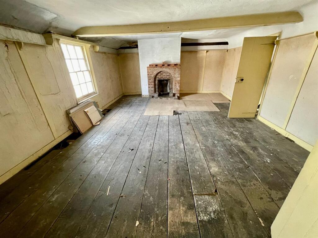 Second Floor Front Room