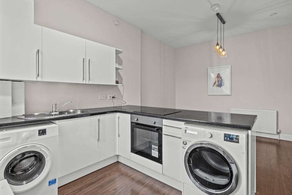 Oswald Street, Falkirk, FK1 1QJ