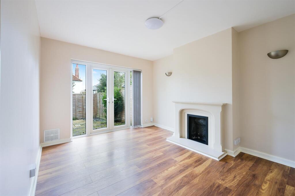 WILLIS CLOSE, 23- (5).jpg