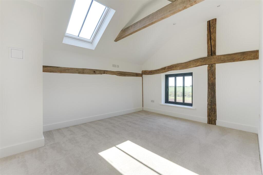 Grove Barn-17.jpg