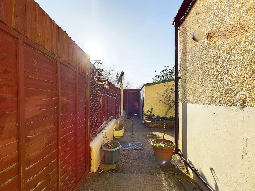 CAM03582G0-PR0073...