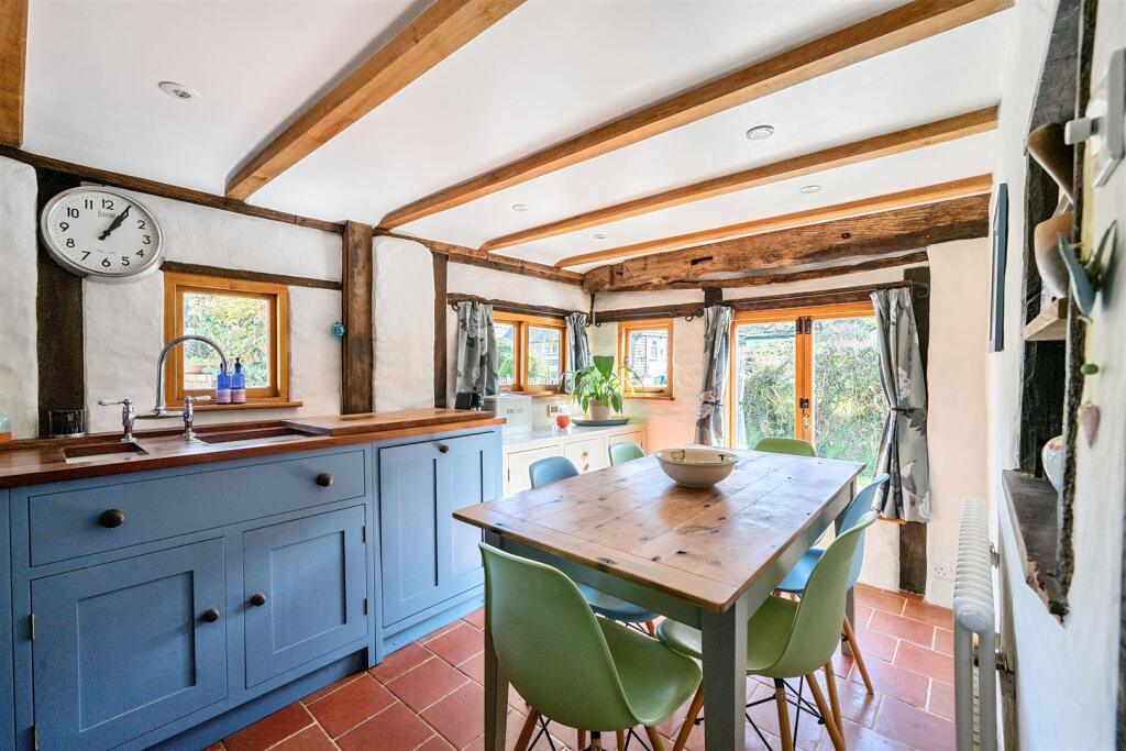 Kitchen / Breakfast Room