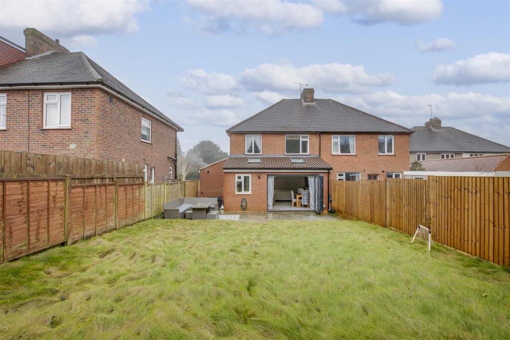 6 The Crescent, HP13 6JY NEW-2.jpg