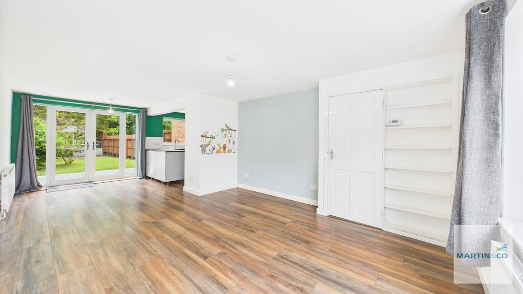 CAM03663G0-PR0166...