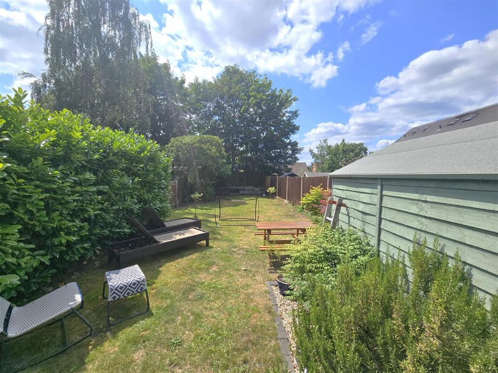 Garden 2 .jpg