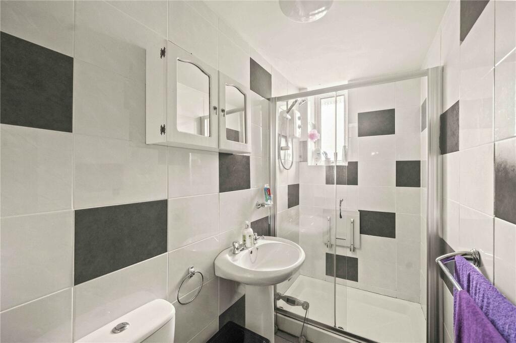 Shower Rm