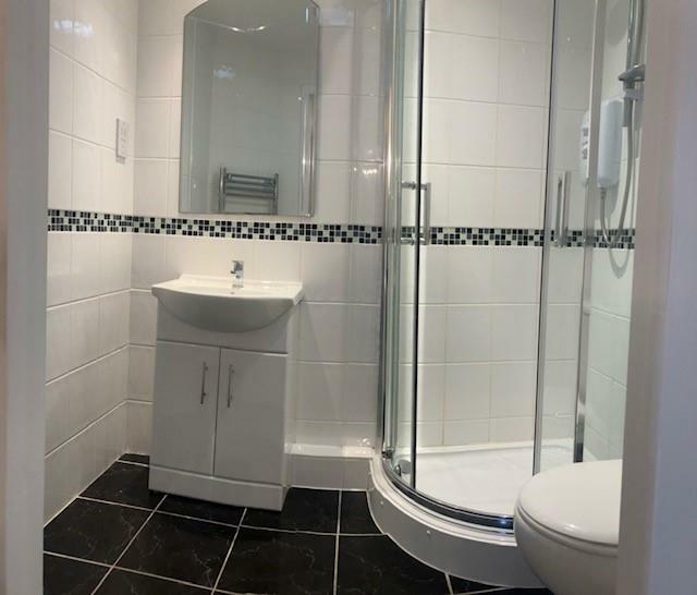 En suite.jpg