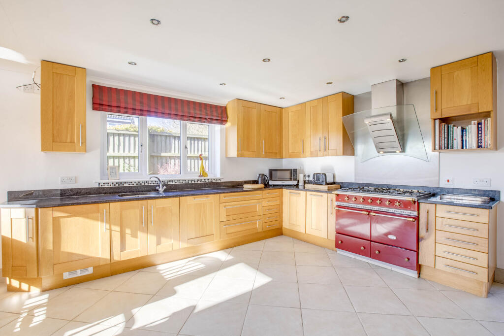 8 Mountain Ash, Marlow Bottom, SL7 3PB EXTRA (LOW 