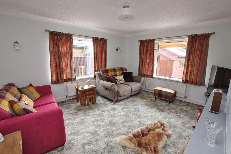 Lounge photo 3