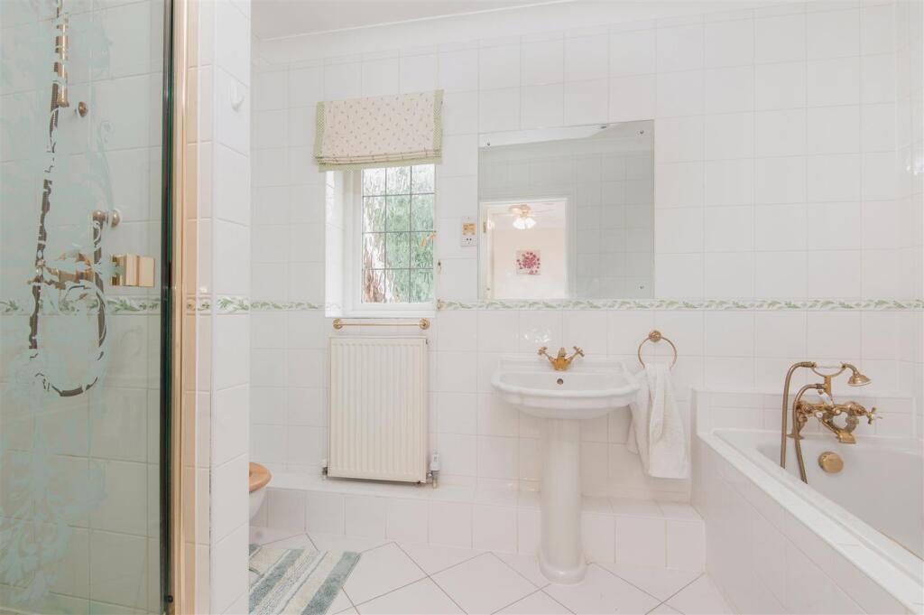 Bedroom Four Ensuite