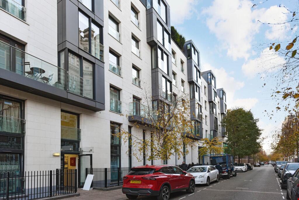 608 Fitzrovia Apartments (17).JPG