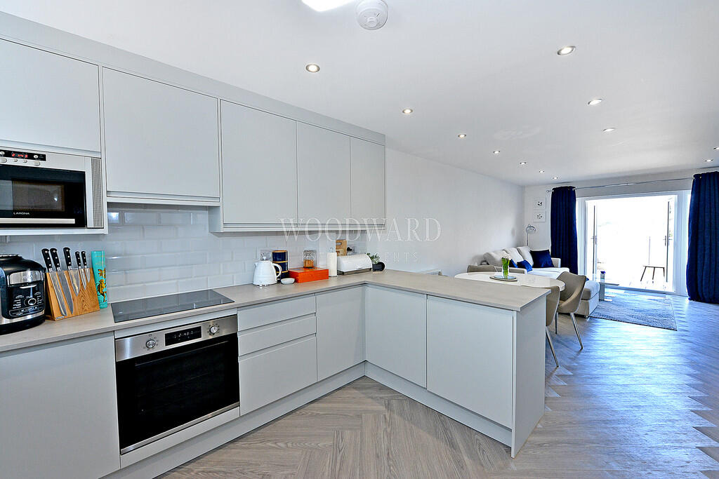 Open Plan Living/...