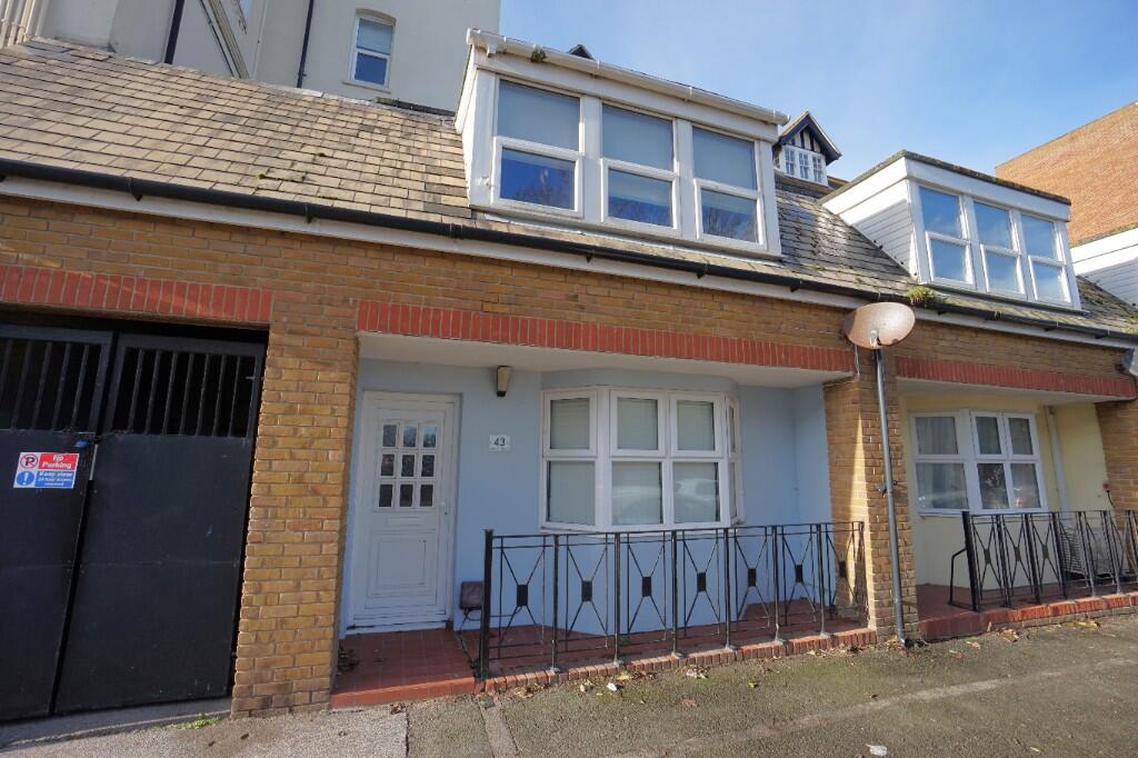 Beach Road, Westgate-On-Sea, Kent, CT8