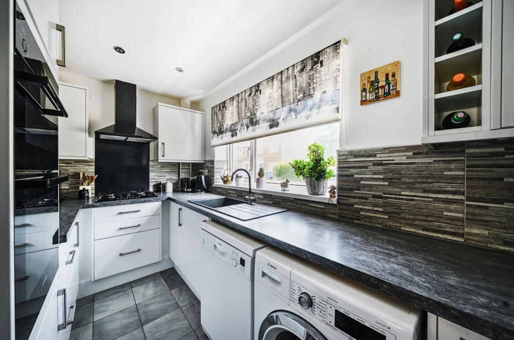 1317618-19-6863bf...