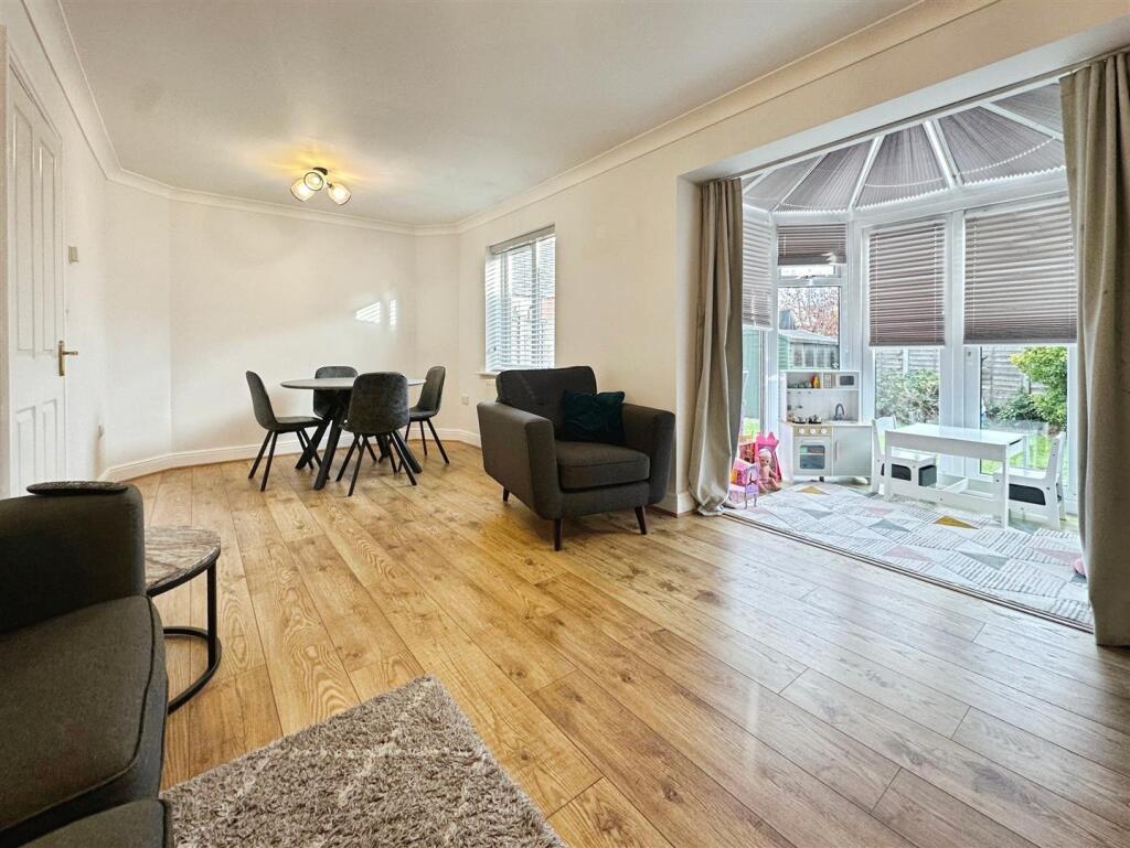 63d2fafe--4A58-9C57-45A705DD8D0D-62512-000014DF7E0