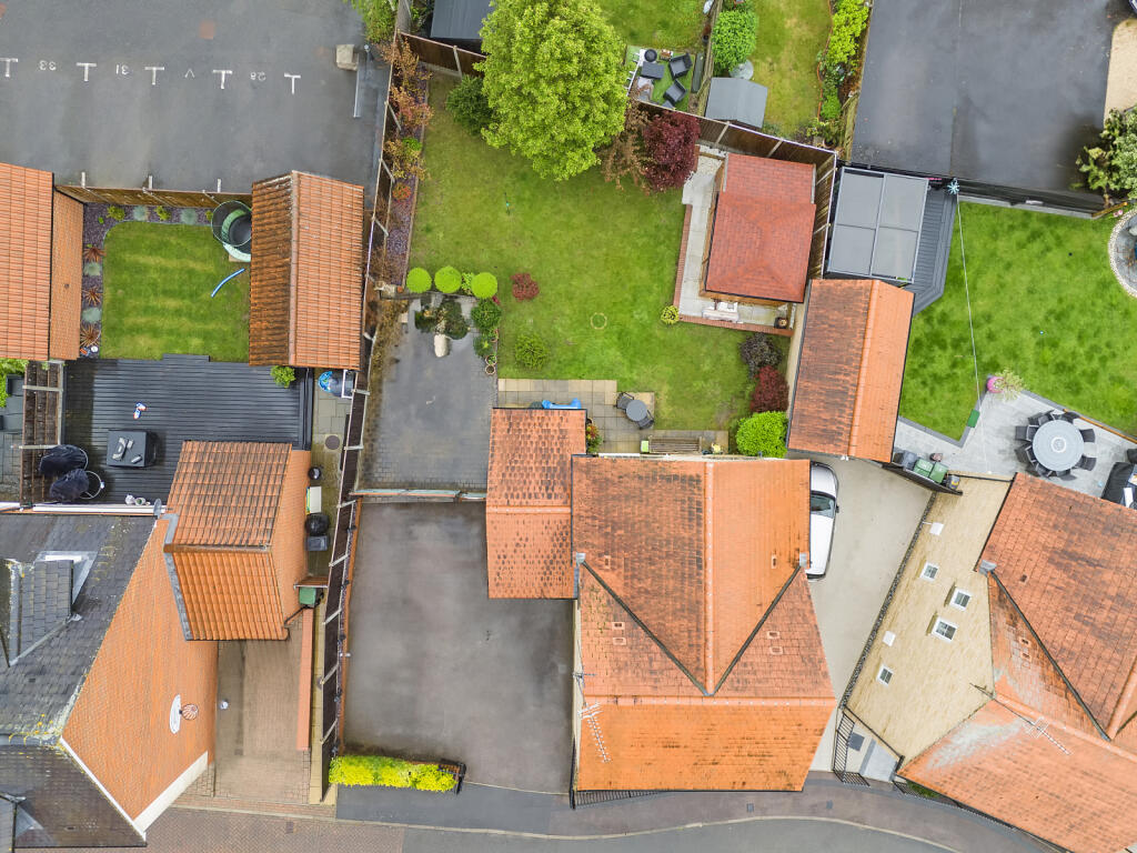 Picture No. 03