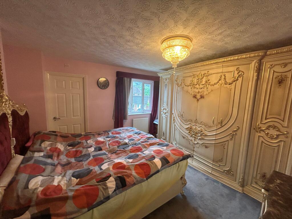 bedroom 1.1