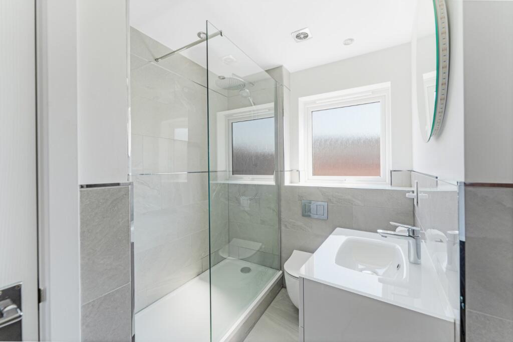 Family Shower Room