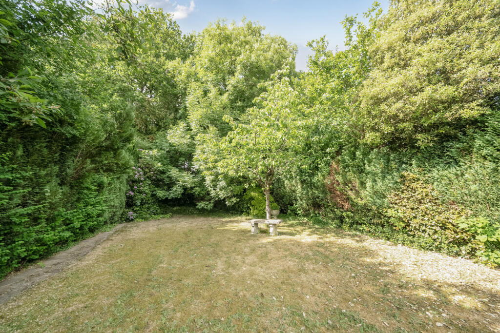 1300224-17-6830ad...