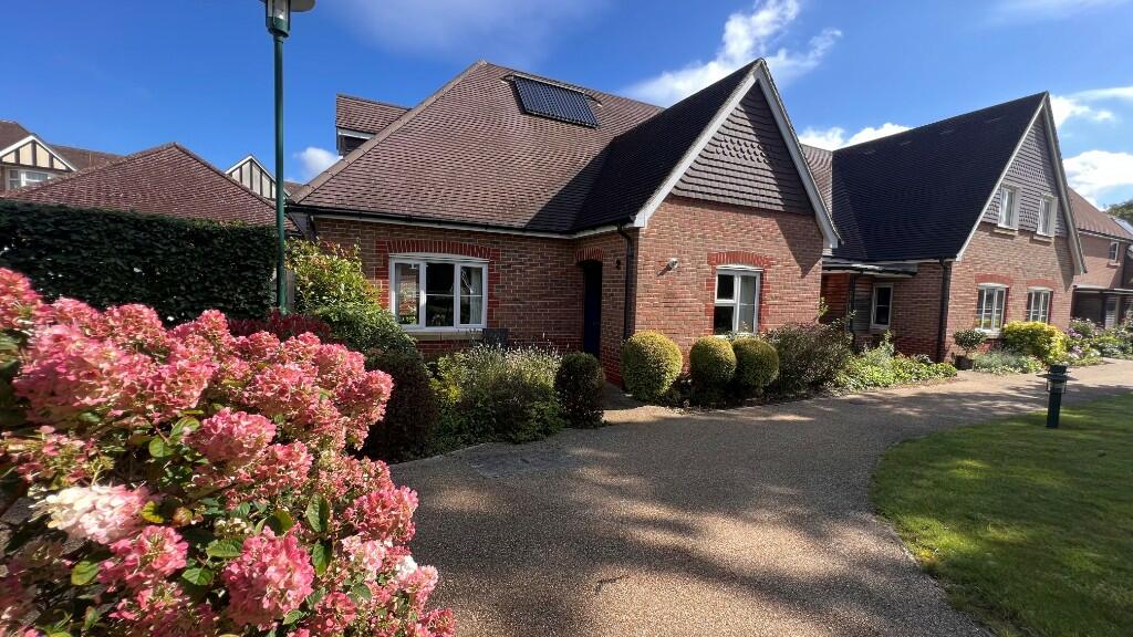 Hooke Court