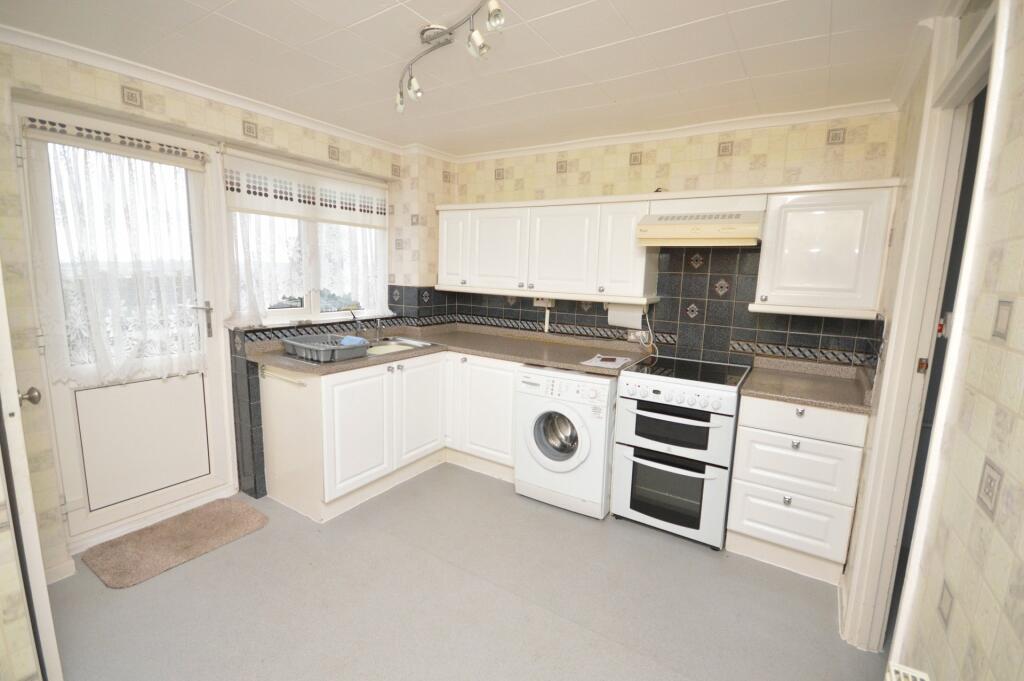 Kitchen/Breakfast Rm
