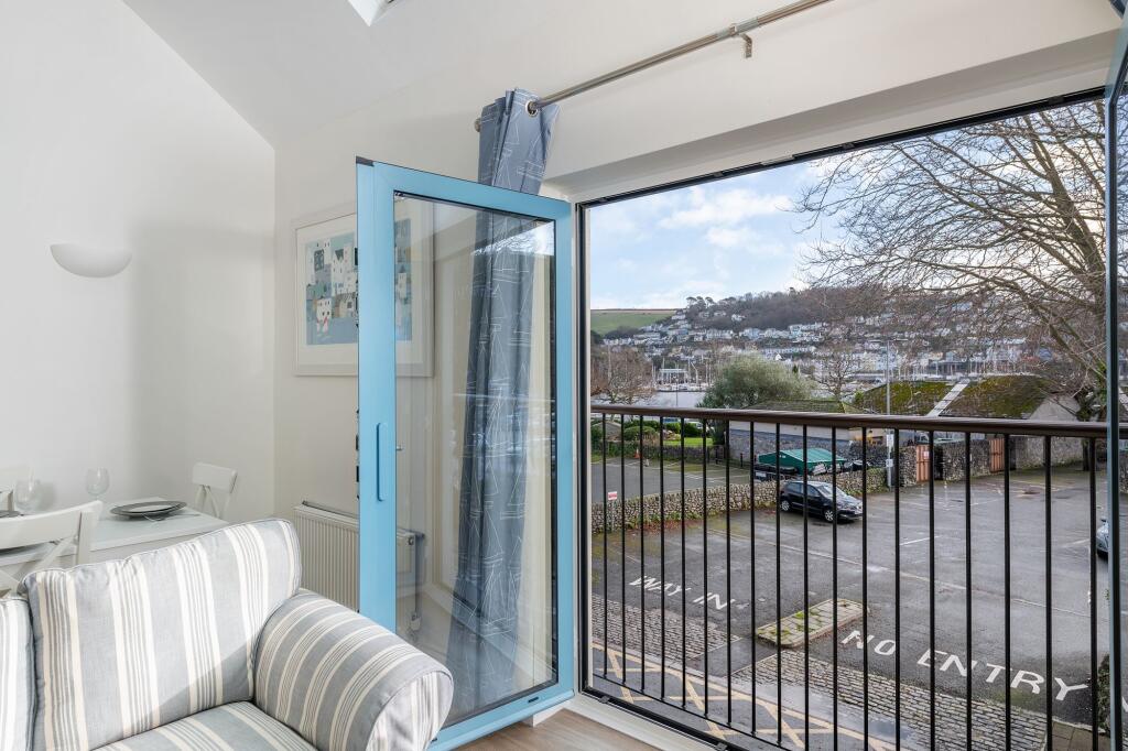 17 Dartmouth House, Dartmouth_Open Plan