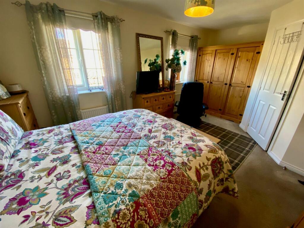 master bed other photo.jpg