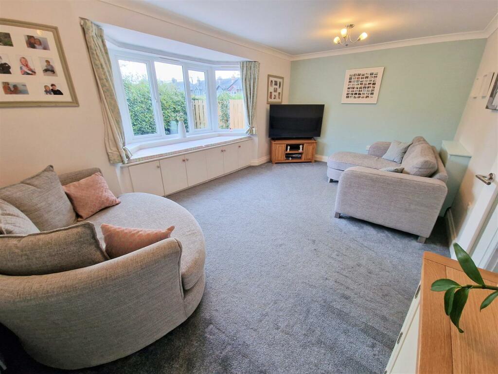 living room 3.jpg