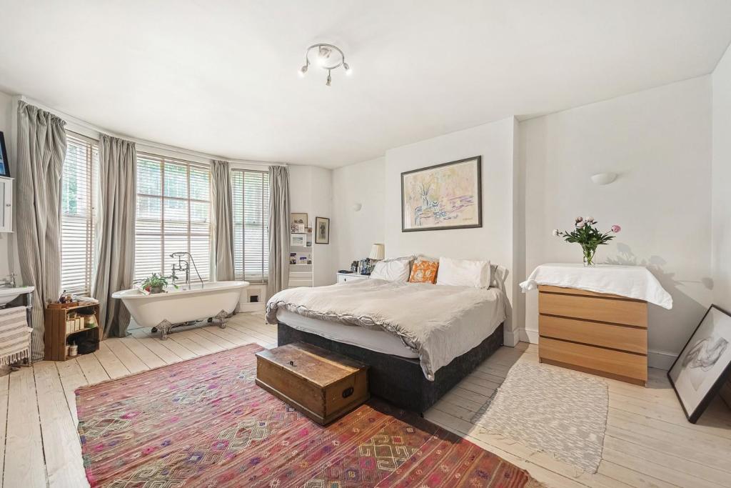 Bedroom.jpg