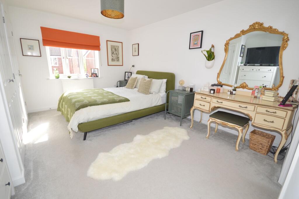 Main Bedroom
