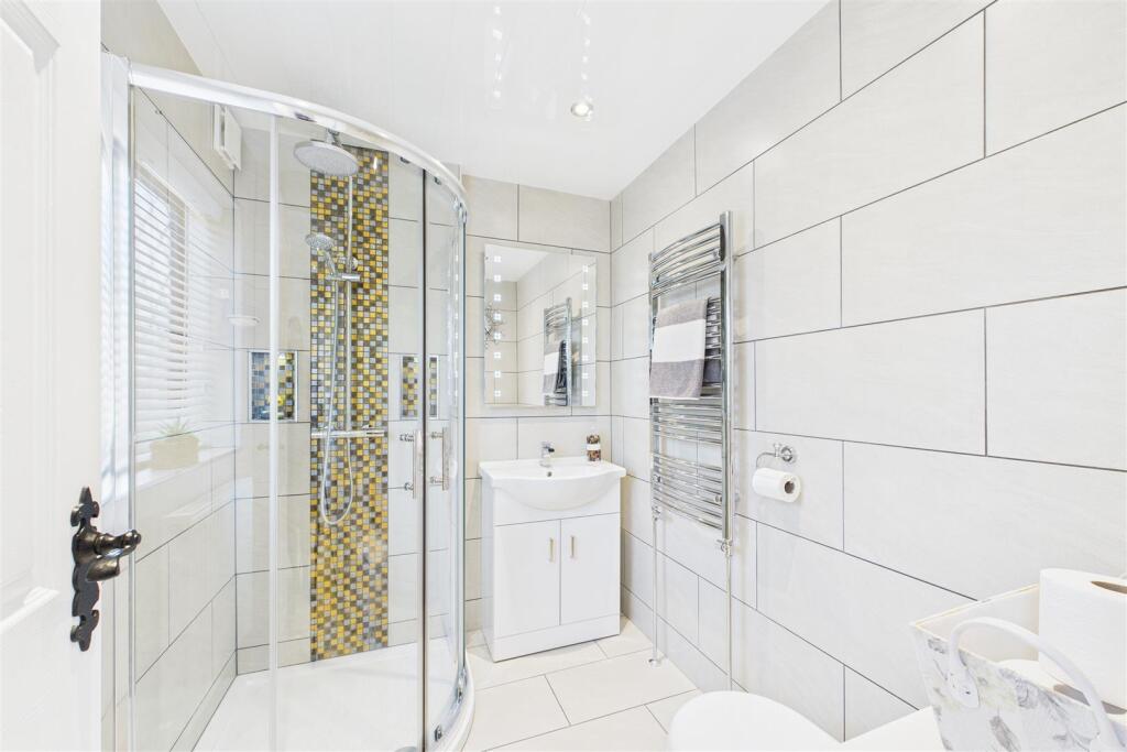 Ensuite
