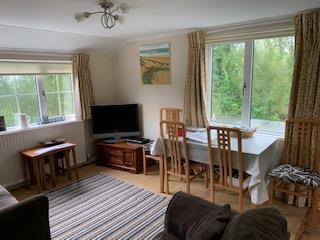 Apartment-Lounge/Dining Area