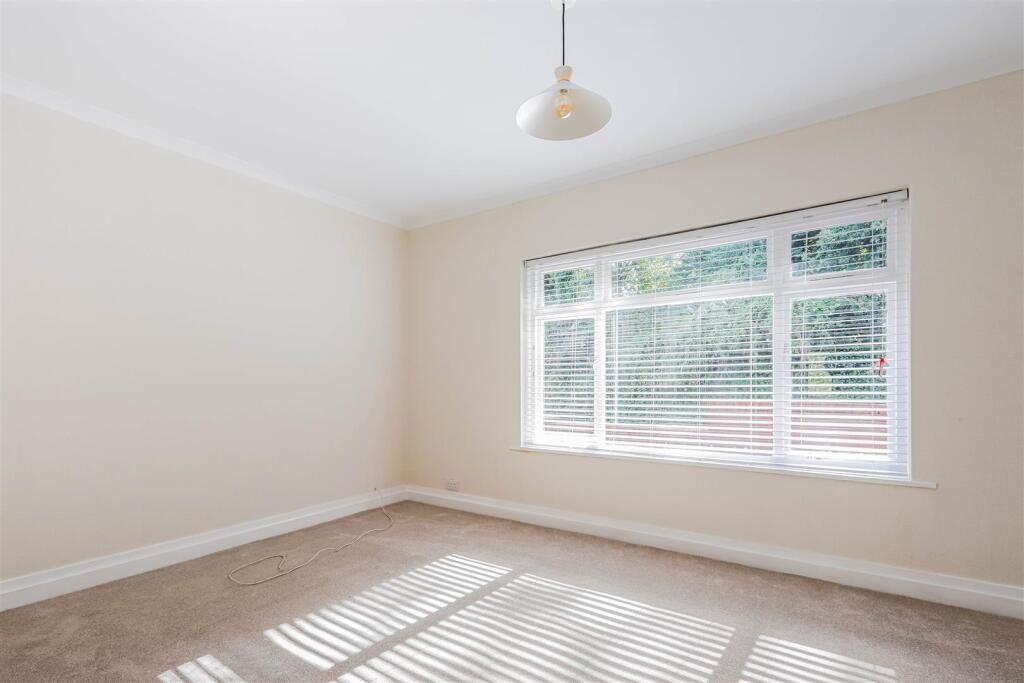 Buttrills Road_-2.jpg