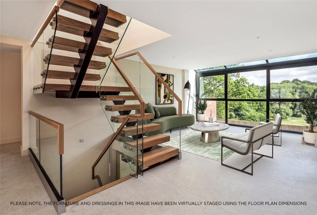 Stairs/Lounge