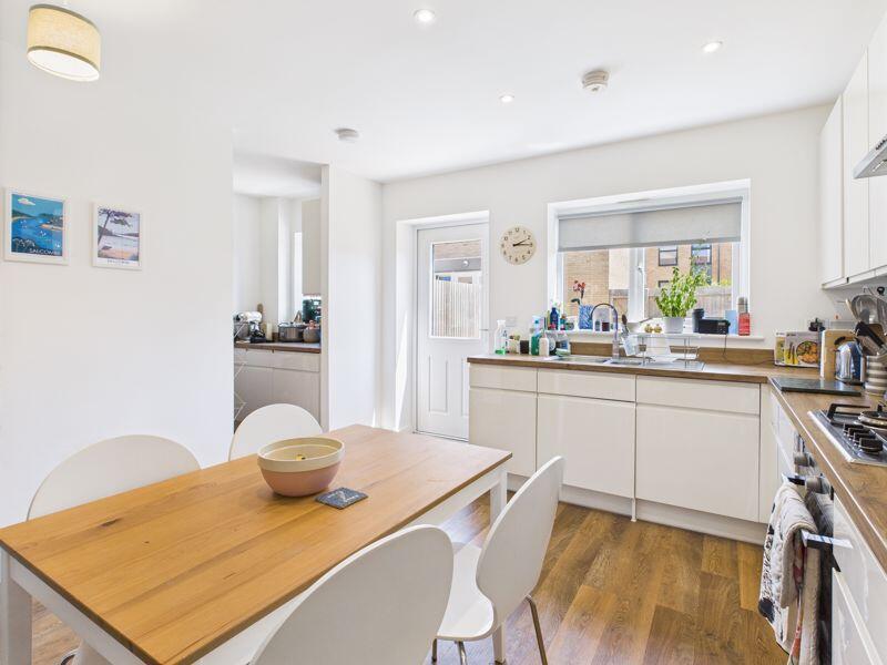 Kitchen diner