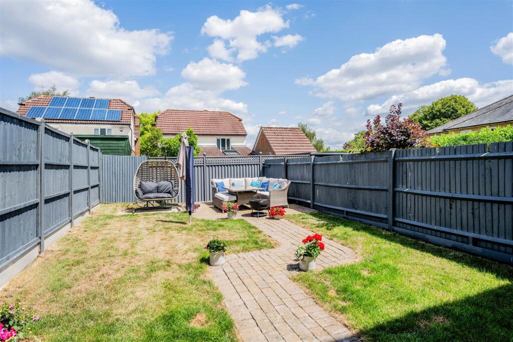 ST THERESA CLOSE (1).jpg