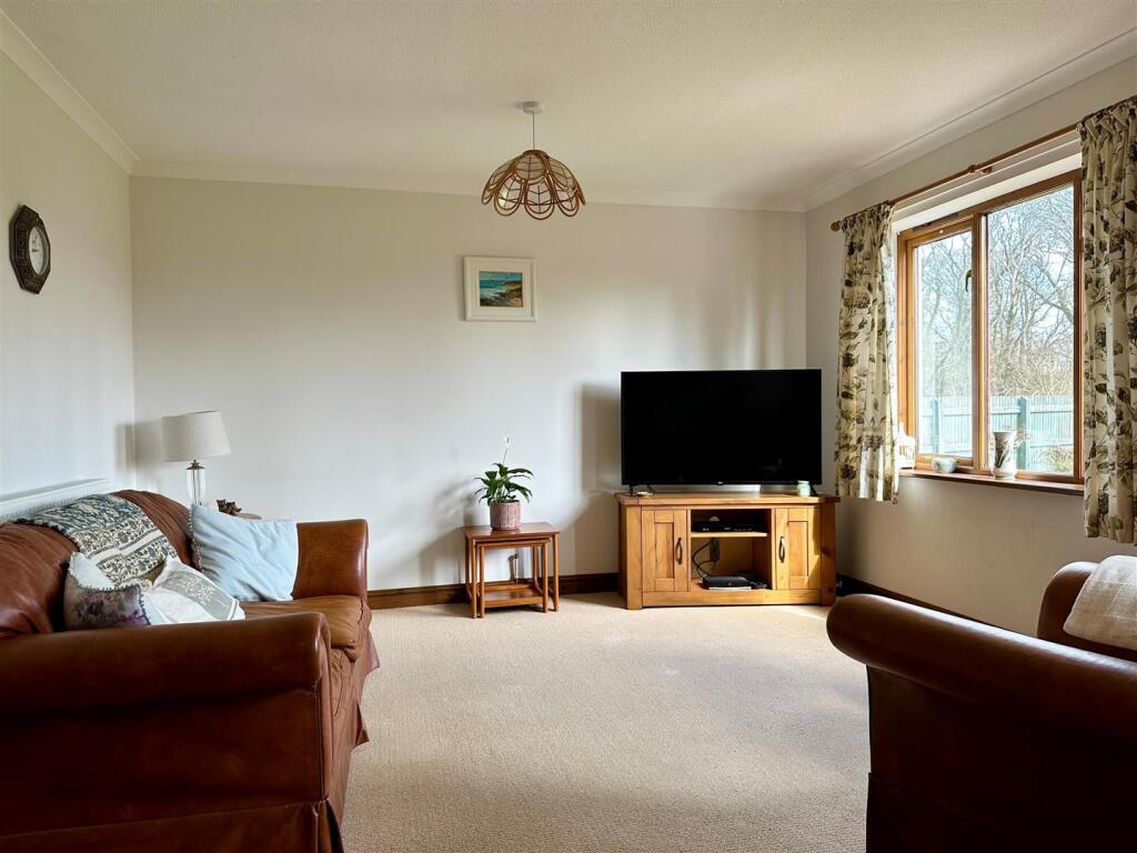 Living Room.jpg